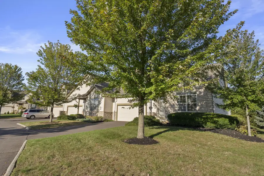 10053 Juliana Circle, Powell, OH 43065 - Image #3