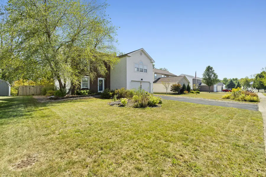 112 Spring Brook Court, Etna, OH 43062 - Image #3