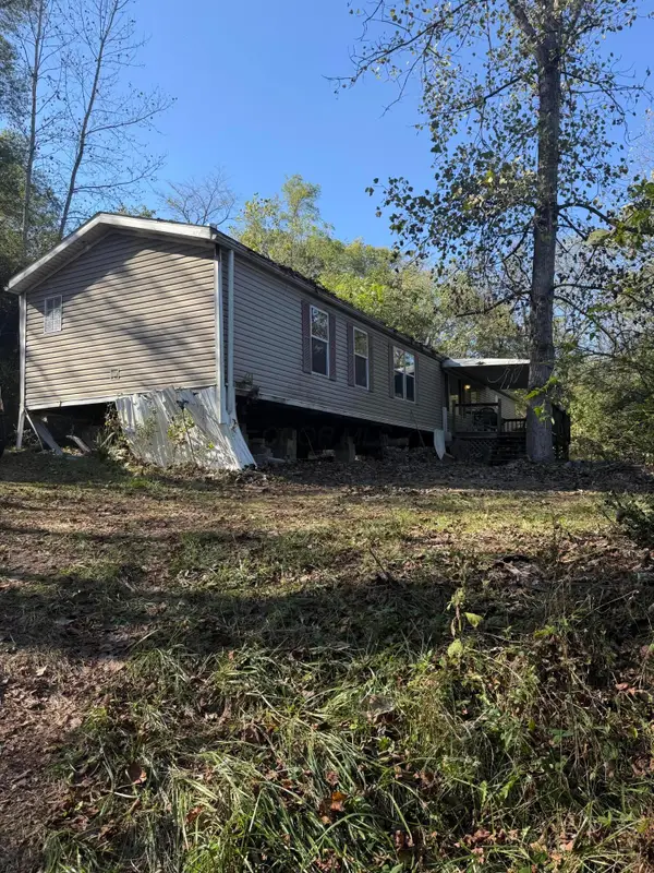 5540 Hoover Street, Roseville, OH 43777