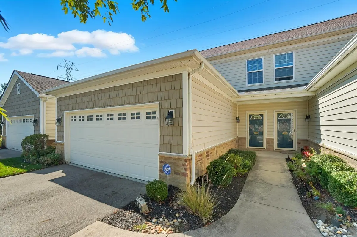 5049 Dinard Way, Columbus, OH 43221 - Image #1