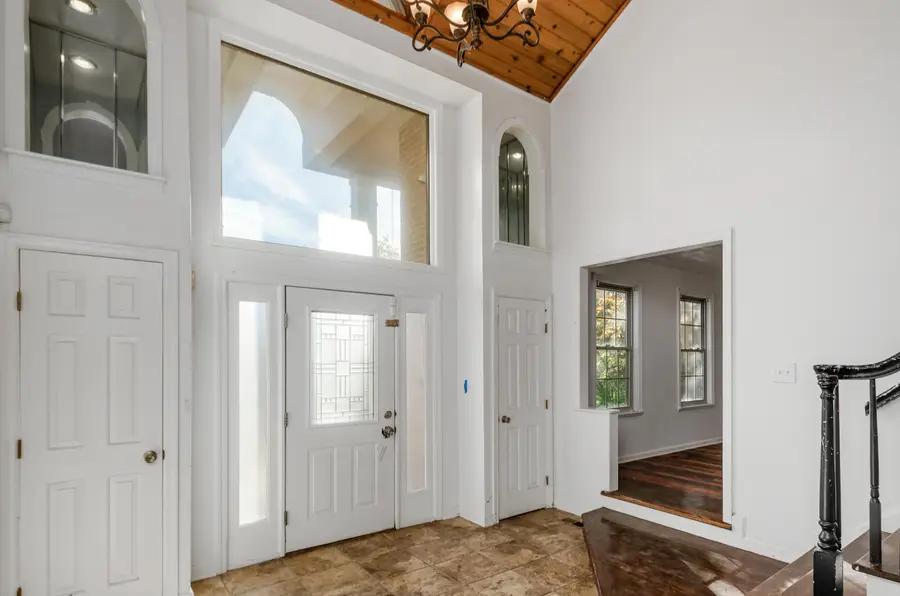 2288 Woodward Avenue, Columbus, OH 43219 - #3