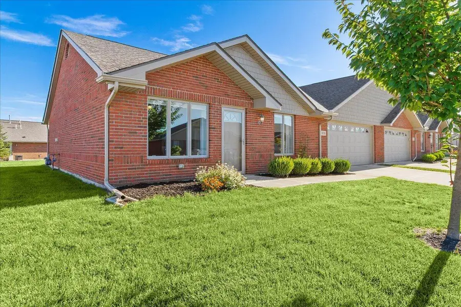 876 Hickory Hill Drive, Marysville, OH 43040 - Image #3