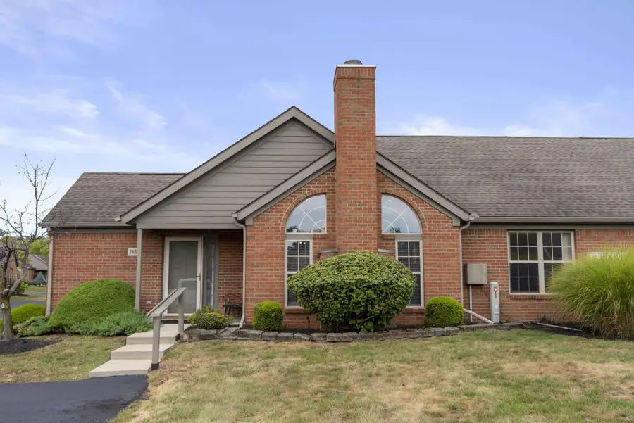 2430 Sportsman Drive, Grove City, OH 43123 - Image #2