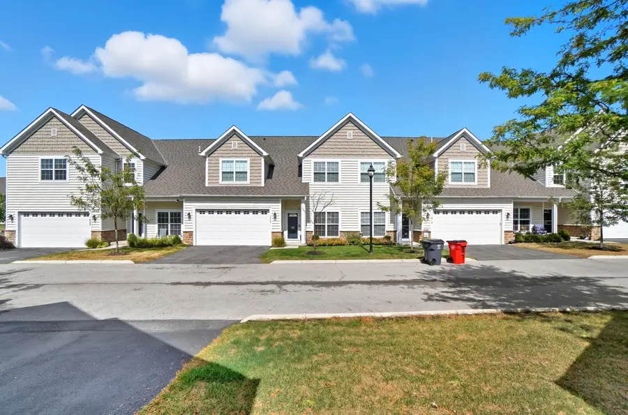 1622 Linkhorn Drive, Grove City, OH 43123 - Image #2