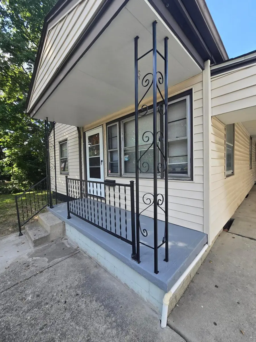 1090 Pauline Avenue, Columbus, OH 43224 - Image #3