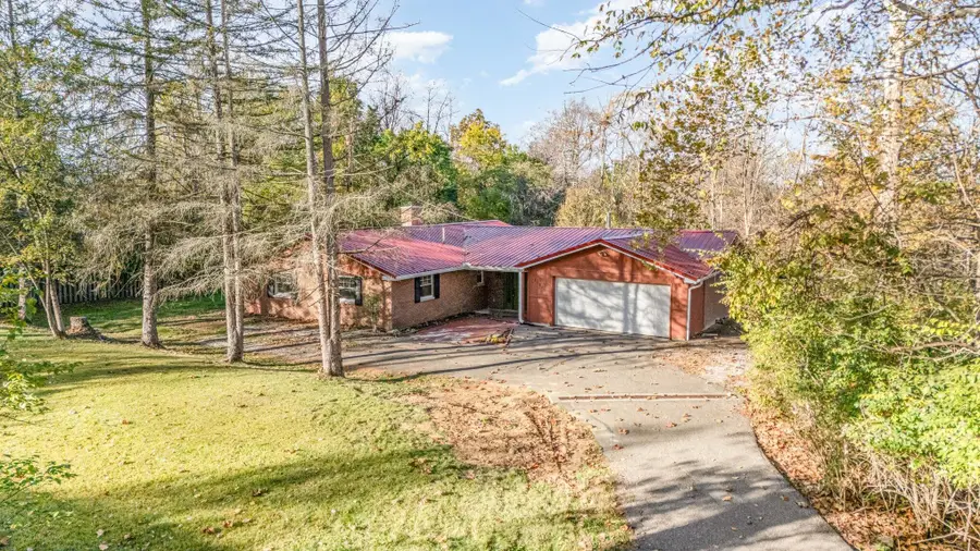 6781 Beechwood Drive, Athens, OH 45701 - Image #2