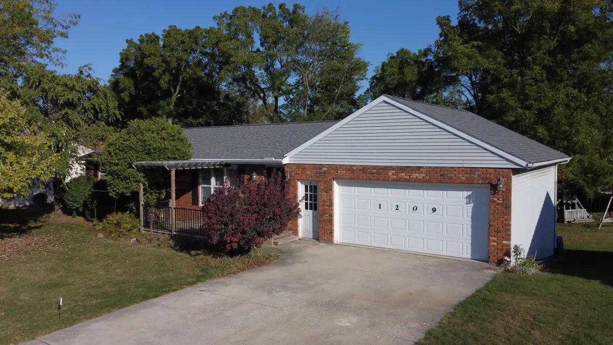 1209 Firethorn Drive, Bellefontaine, OH 43311 - Image #1