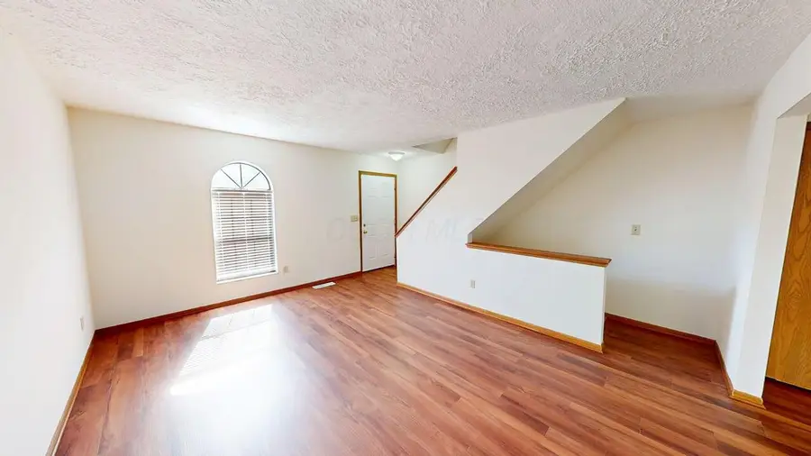 5273 Brandy Oaks Lane, Columbus, OH 43220 - Image #3