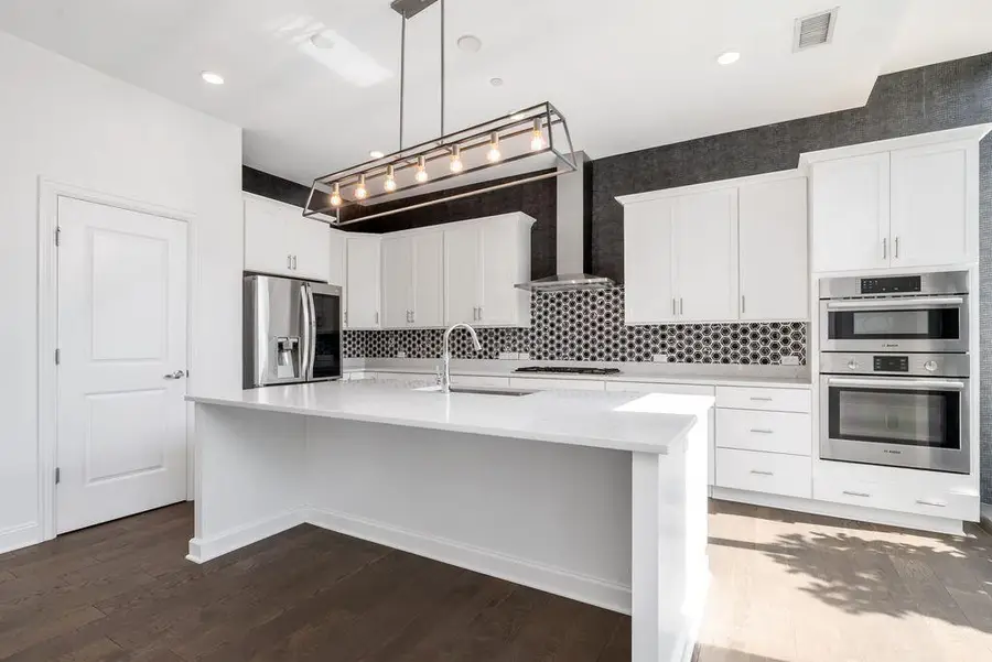 250 W Spring Street, Columbus, OH 43215 - Image #3