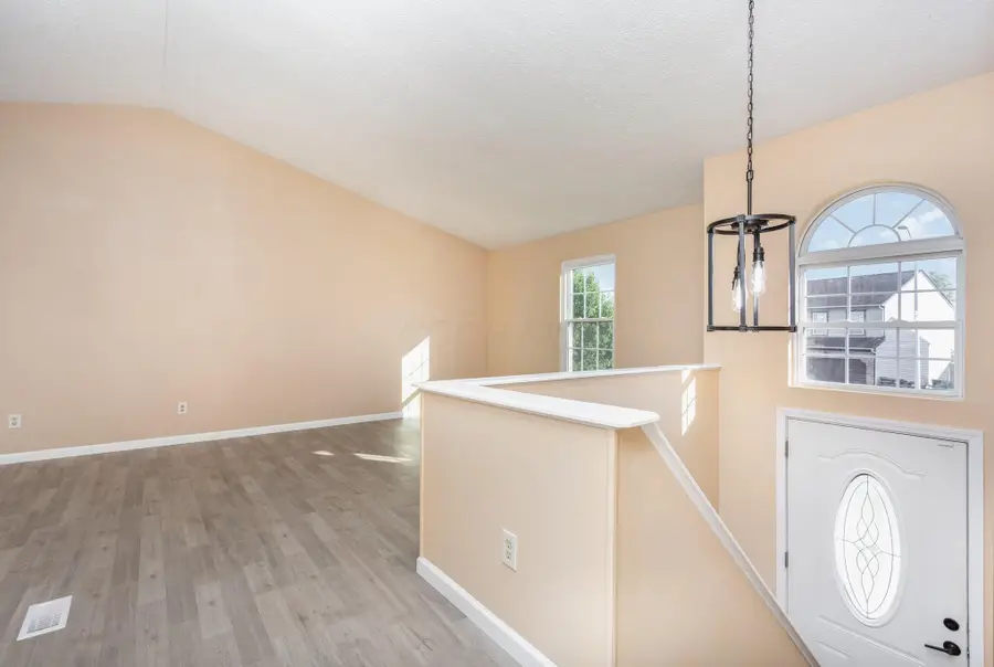 6088 Green Bay Court, Canal Winchester, OH 43110 - Image #3