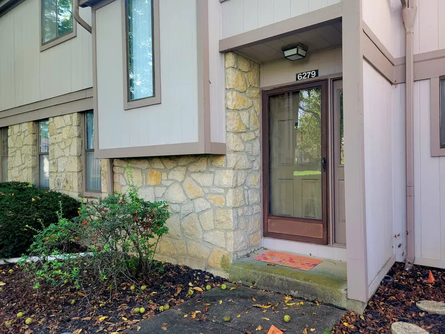 6279 Braiden Court, Columbus, OH 43213 - Image #2