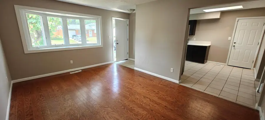 2514 Lipton Road, Columbus, OH 43232 - Image #3