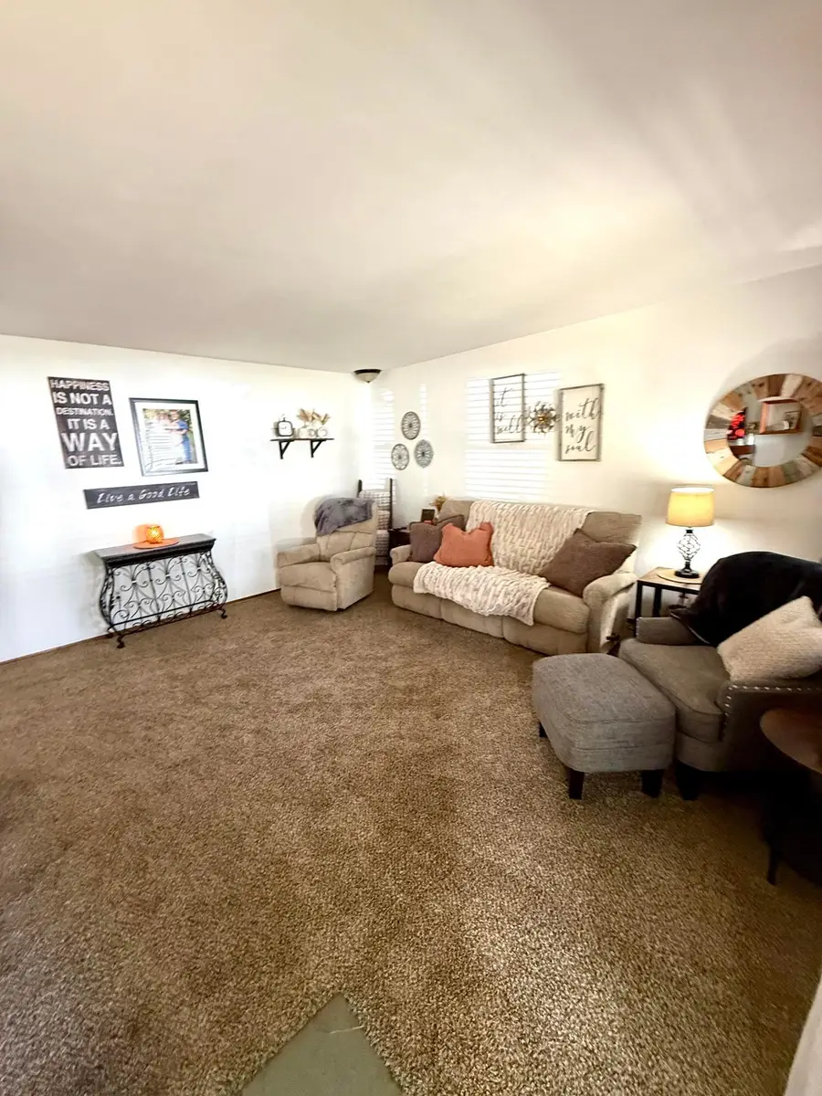 817 Comfort Lane, Washington Court House, OH 43160 - Image #2