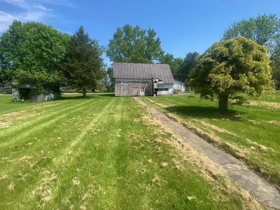 6 W Taylor Street, Ashley, OH 43003 - #2