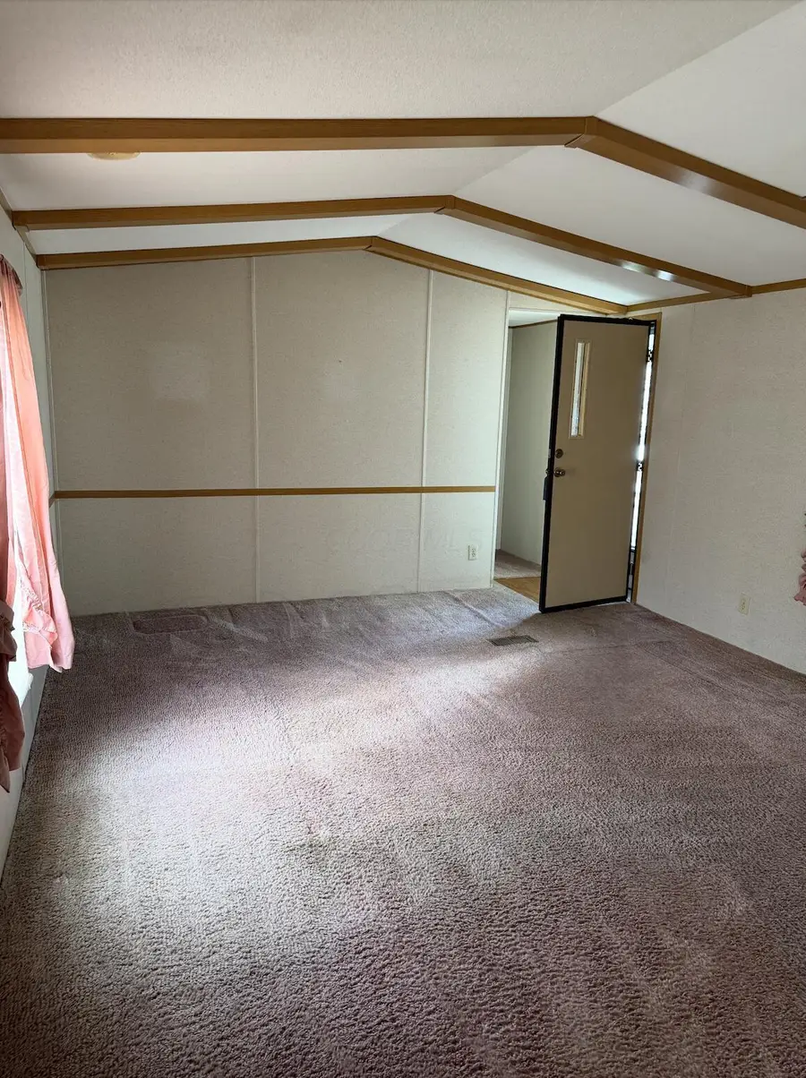 5 Spring Lake Court, Delaware, OH 43015 - Image #2