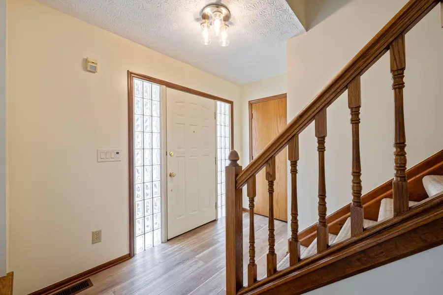 1664 Demaret Lane, Columbus, OH 43228 - Image #3