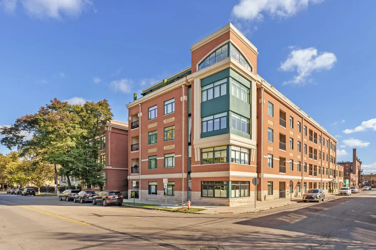 34 W Poplar Avenue, Columbus, OH 43215 - Image #1