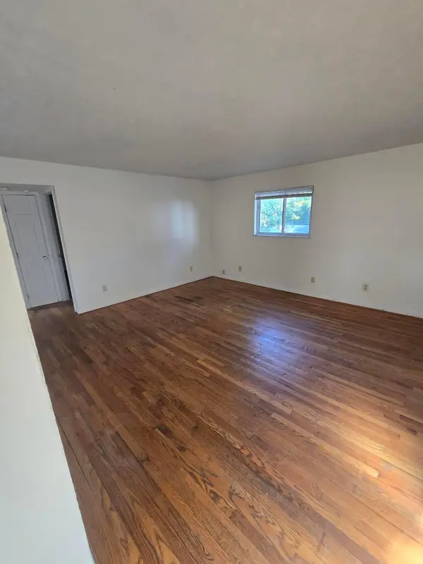 497 E Oakland Avenue, Columbus, OH 43202