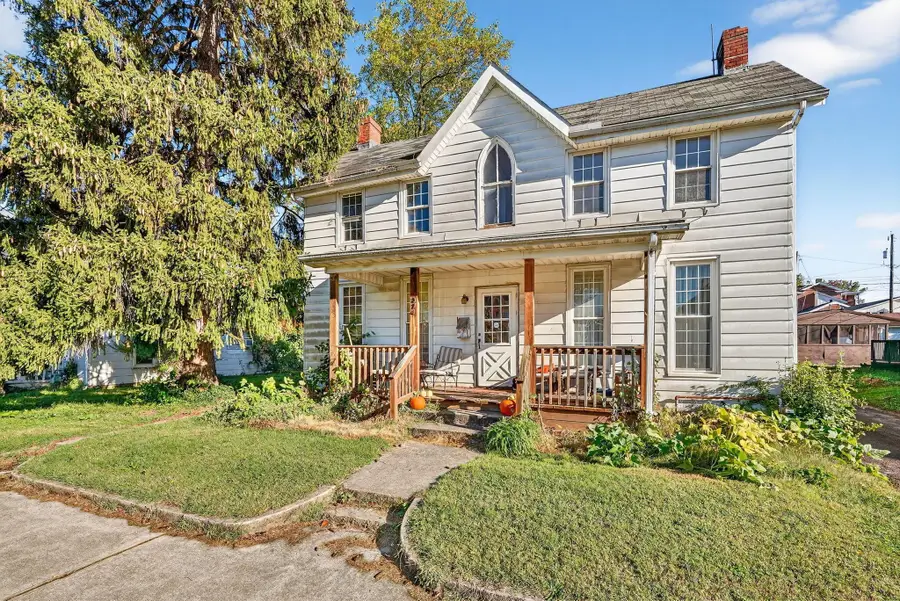 374 E Franklin Street, Circleville, OH 43113 - Image #2