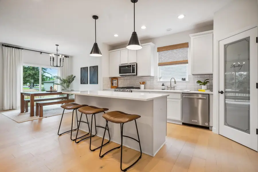 6198 Renner Park Drive, Columbus, OH 43228 - Image #2