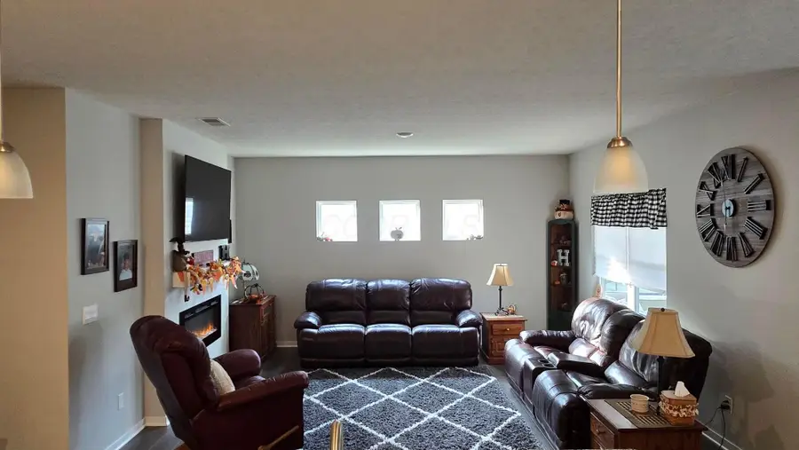 747 Abby Drive, Plain City, OH 43064 - Image #3