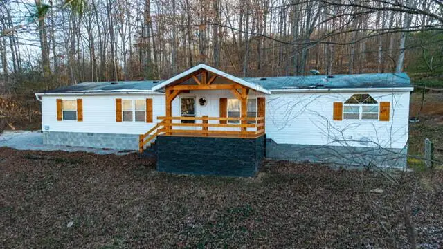 366 Lewis Road, Jackson, OH 45640 - Image #2