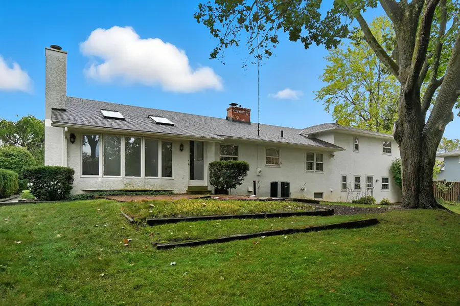 4115 Woodbridge Road, Columbus, OH 43220 - Image #3