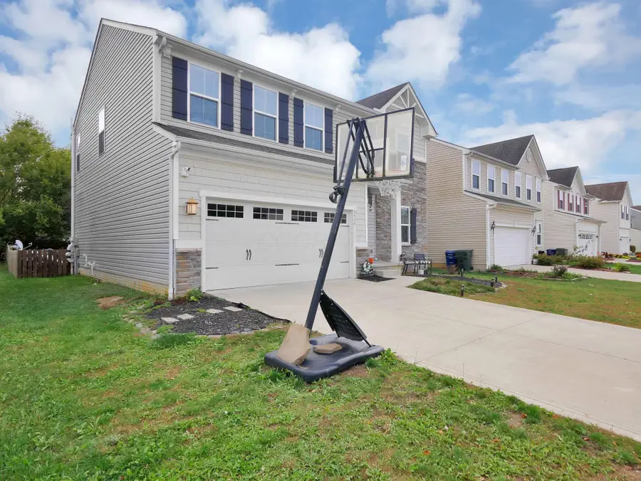 5554 Lehman Meadows Drive, Canal Winchester, OH 43110 - Image #3