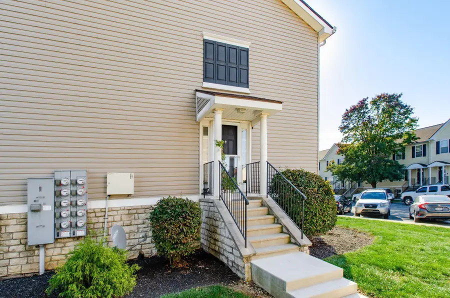 6514 Crab Apple Drive, Canal Winchester, OH 43110 - Image #3