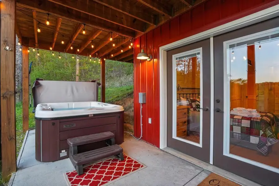 13480 Big Cola Road, Rockbridge, OH 43149 - Image #3