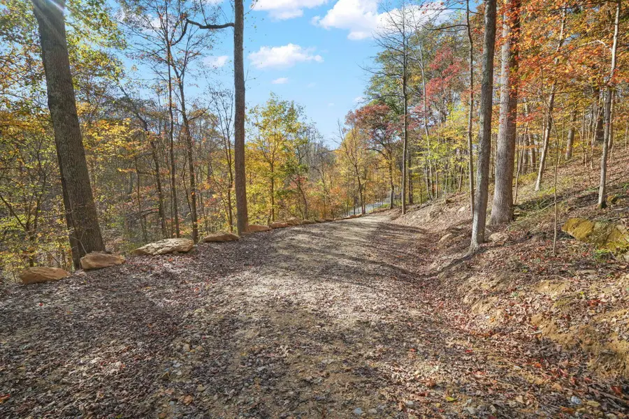 18198 Nixon Road, Logan, OH 43138 - Image #2