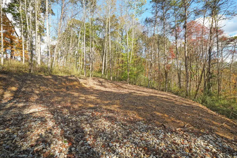 18198 Nixon Road, Logan, OH 43138 - Image #3