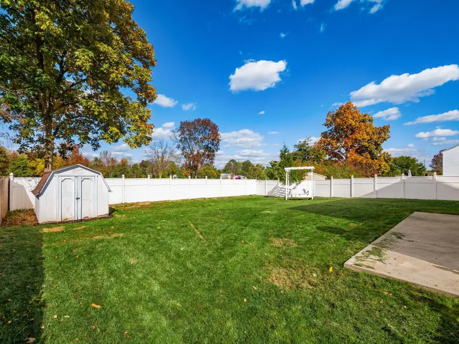 4638 Thornoak Drive, Grove City, OH 43123 - Image #2