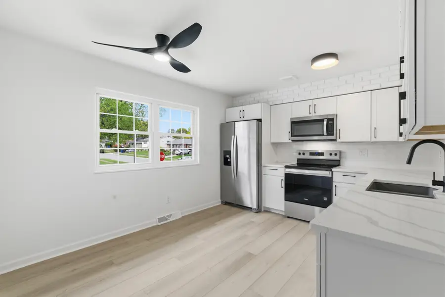 388 Elkwood Place, Columbus, OH 43230 - Image #3