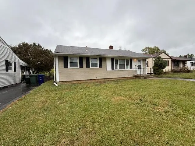 886 Carolyn Avenue, Columbus, OH 43224 - Image #2