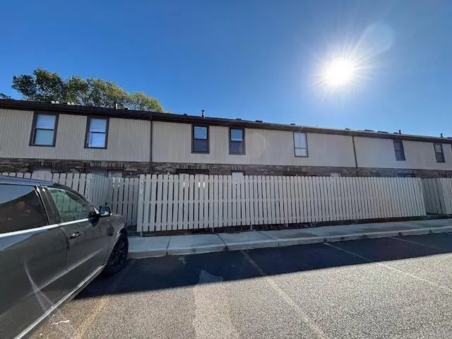 1591 Stephanie Court, Columbus, OH 43232 - Image #3