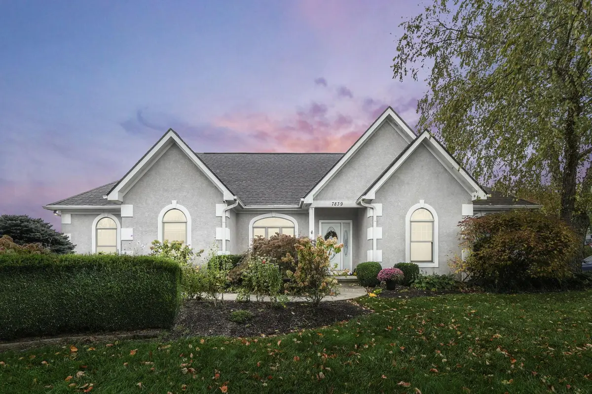 7839 Bluefield Street Nw, Canal Winchester, OH 43110 - Image #1