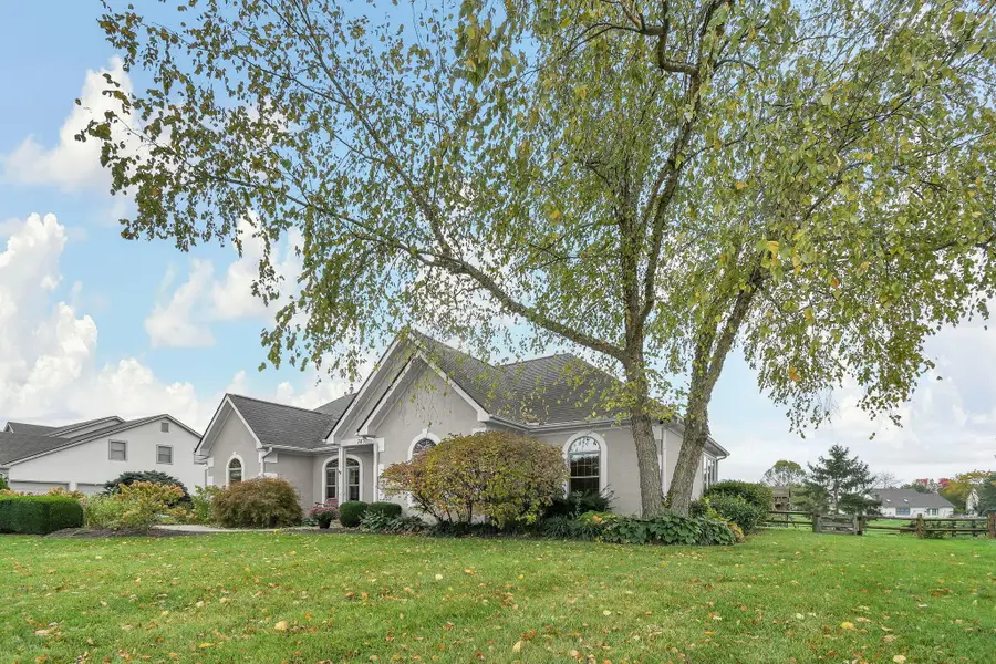 7839 Bluefield Street Nw, Canal Winchester, OH 43110 - Image #2