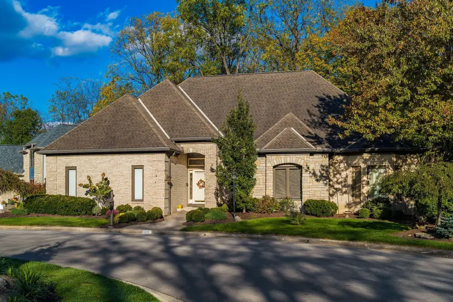 4270 Llanfair Court, Columbus, OH 43221 - Image #2