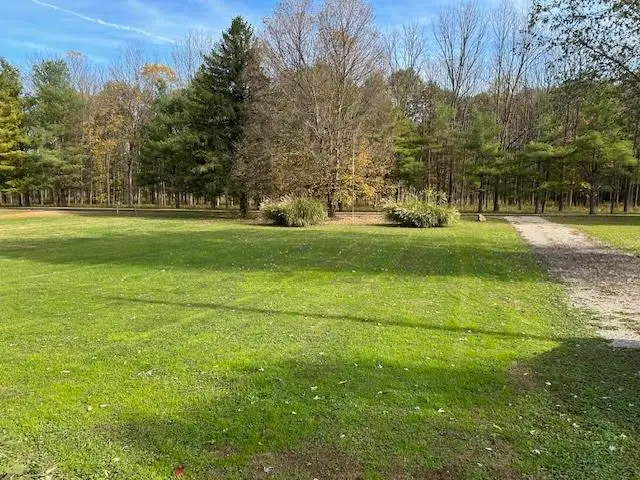 7515 Pioneer Drive, Blue Rock, OH 43720 - Image #3