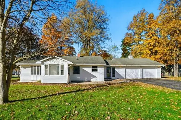 5290 New Haven Drive, Lima, OH 45806