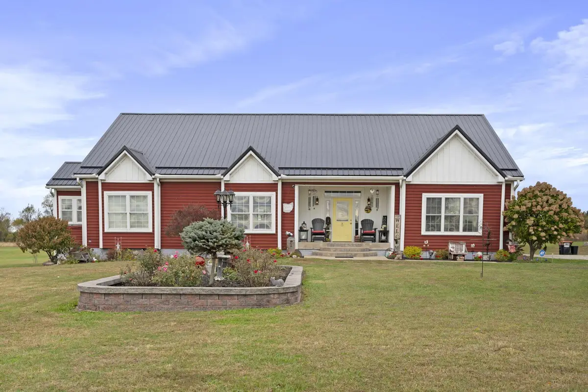 5353 Buckeye Valley Road, New Lexington, OH 43764 - Image #1