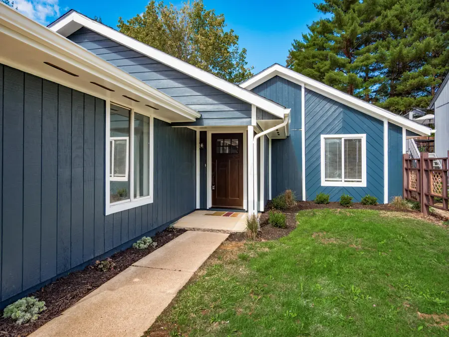 1069 Terrace Court, Zanesville, OH 43701 - Image #2