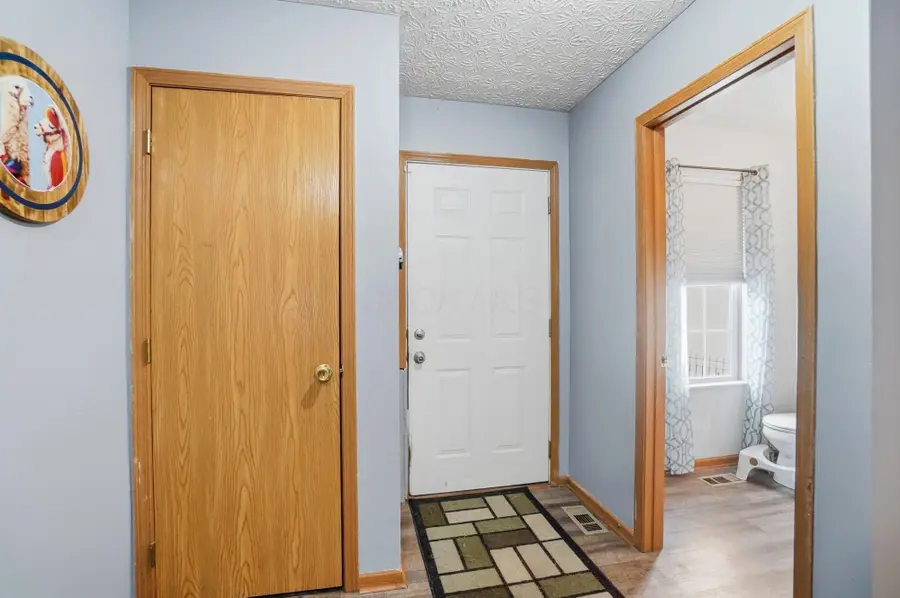 3766 Dunlane Court, Columbus, OH 43228 - Image #2