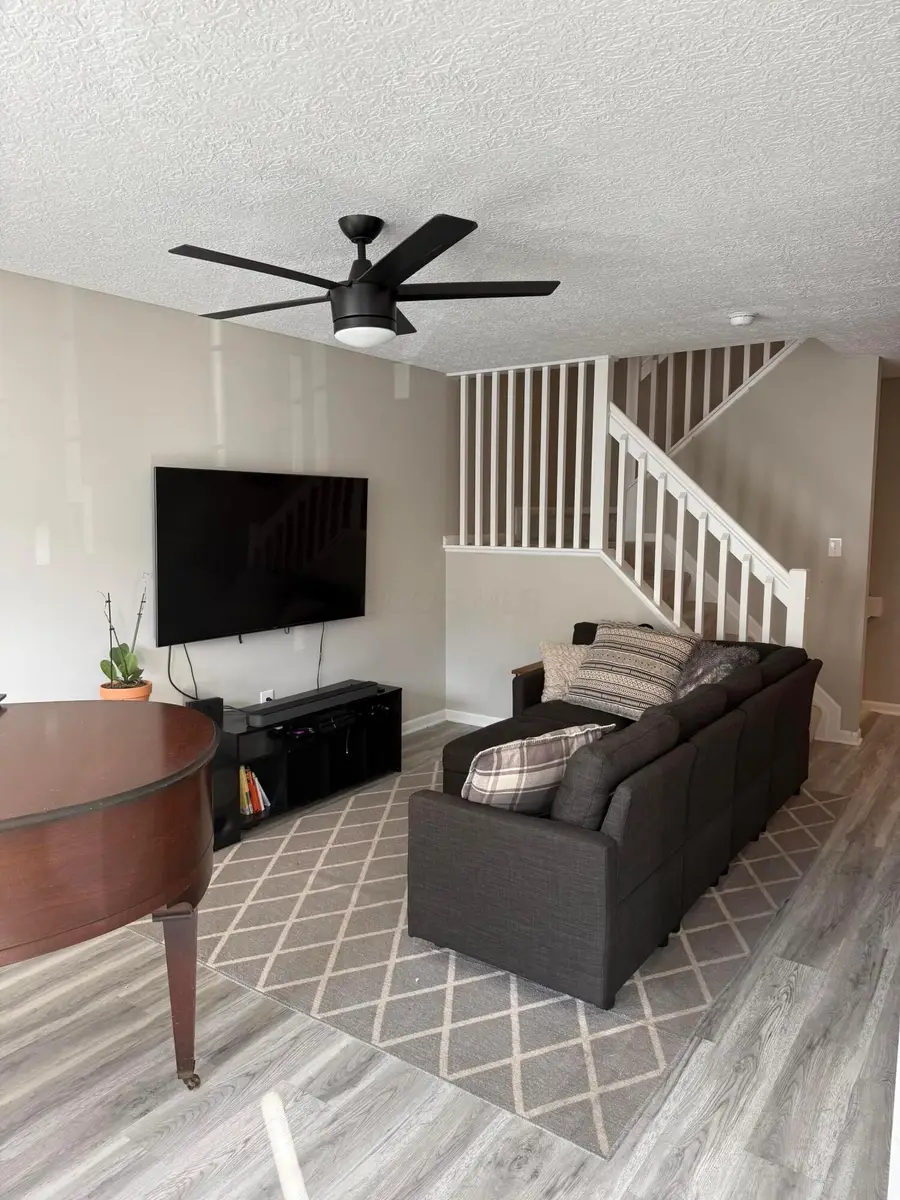 346 Shadbush Drive, Blacklick, OH 43004 - Image #3