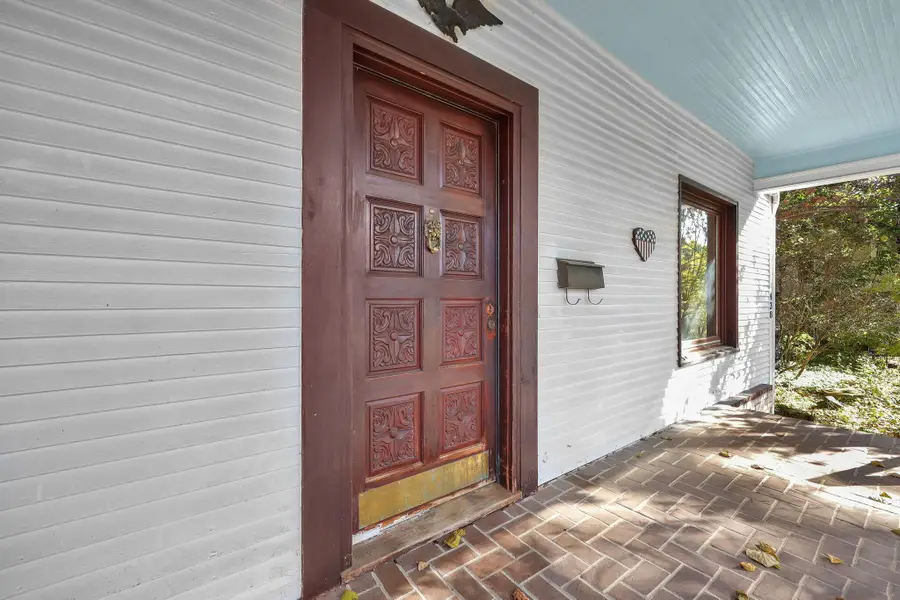 438 W College Street, Granville, OH 43023 - Image #2