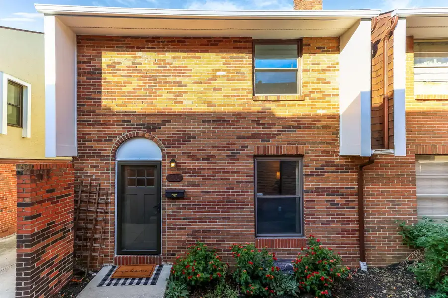 1835 Willoway Circle N, Columbus, OH 43220 - Image #2