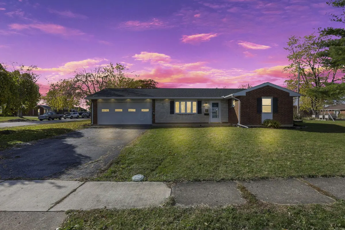 2009 Fair Oaks Drive, Sidney, OH 45365 - Image #1