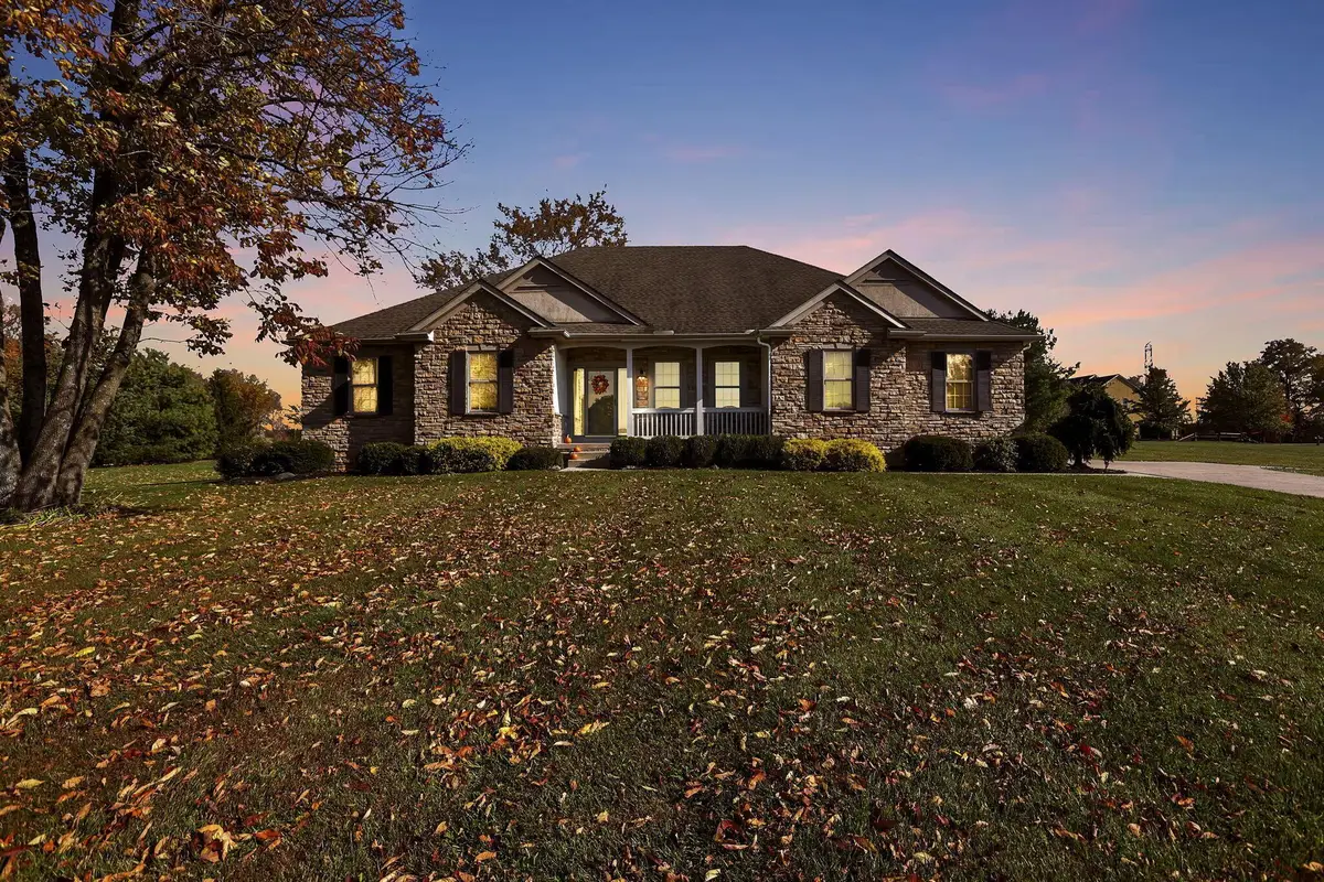 13254 Brandon Mill Drive Nw, Pataskala, OH 43062 - Image #1