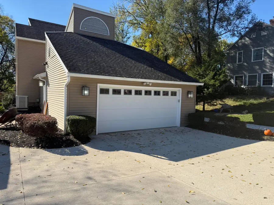 745 Highland Drive, Columbus, OH 43214 - Image #2